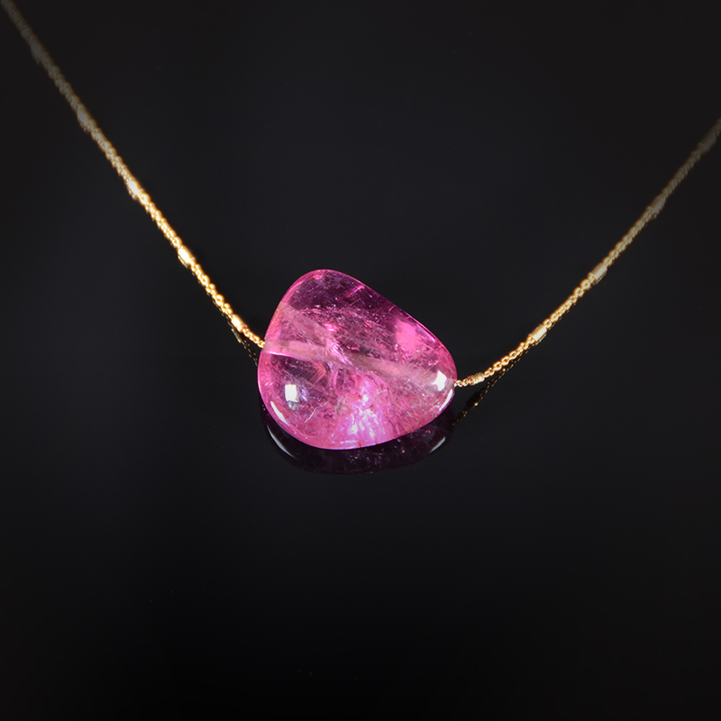 18K yellow gold necklace with a large pink Tourmaline bead